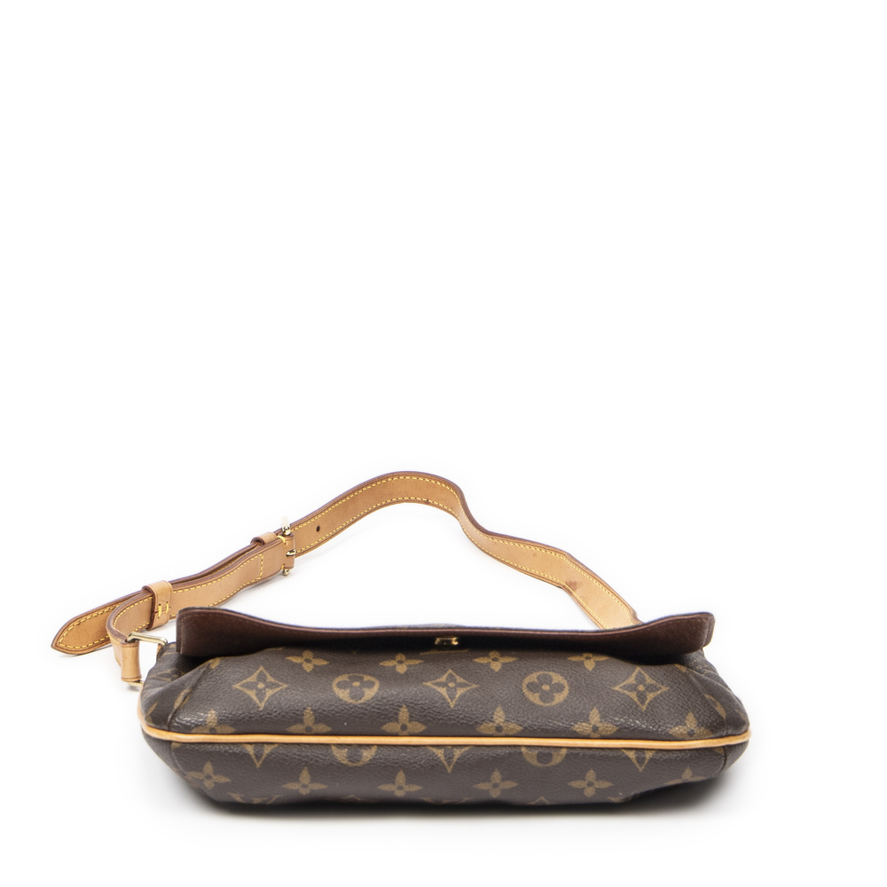 Louis Vuitton Musette Tango - Picture 6 of 10